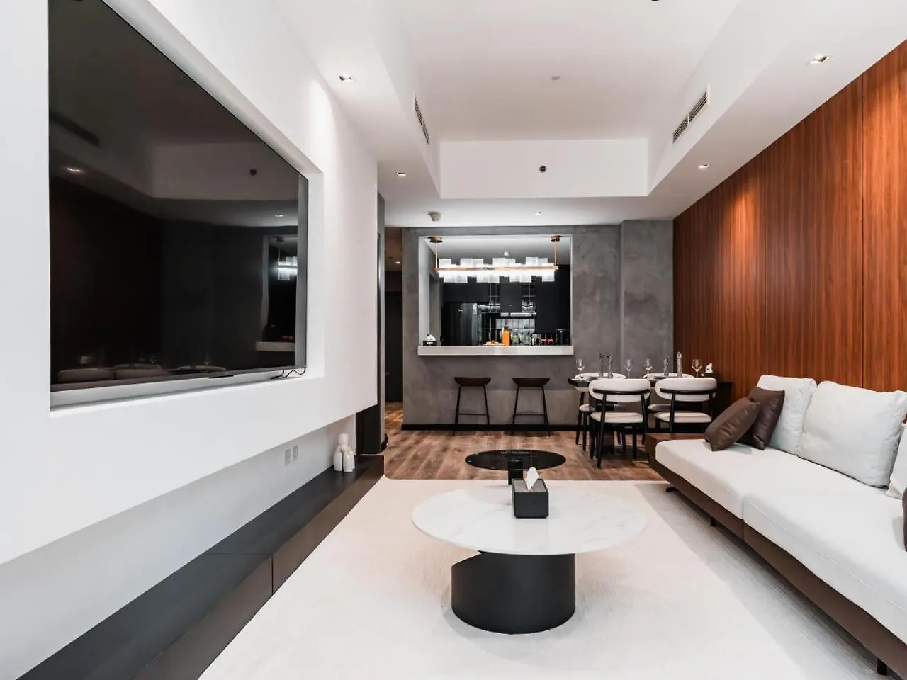 D Stays Holiday Homes 1Min Walk To Dubai Mall & Burj Khalifa contacts